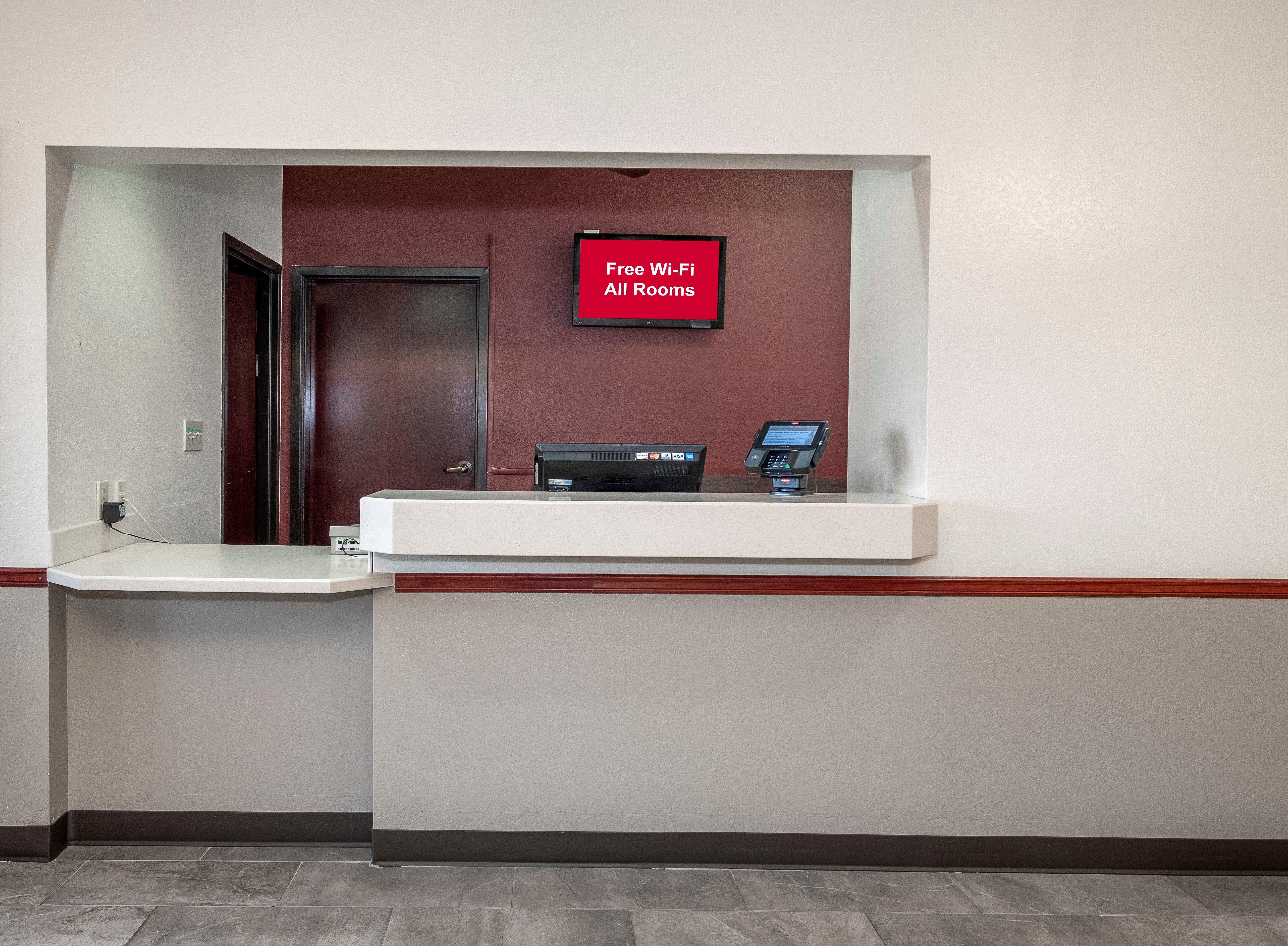 Red Roof Inn Hartselle Екстериор снимка